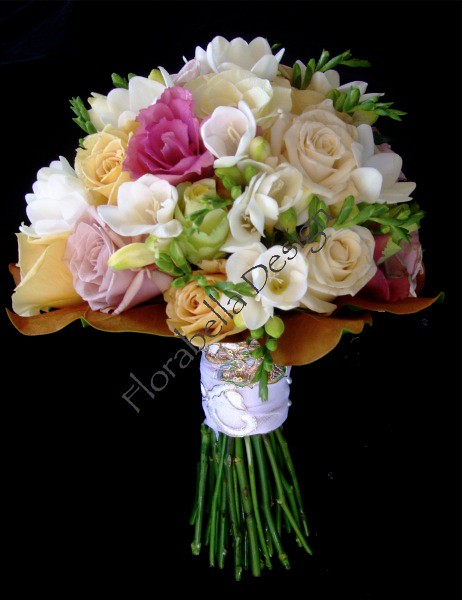 Rose Wedding Bouquet wwwfbdesigncomau P139 Bridal Posy style bouquet of