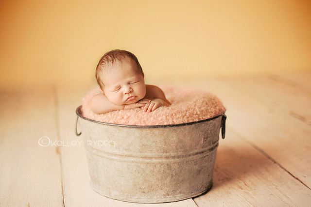 Little Layla - Newborn Kids Photography