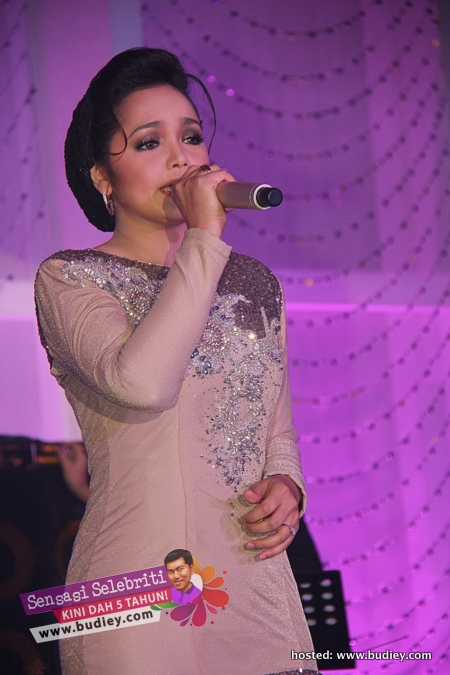 Siti Nurhaliza Hari Ibu 2012