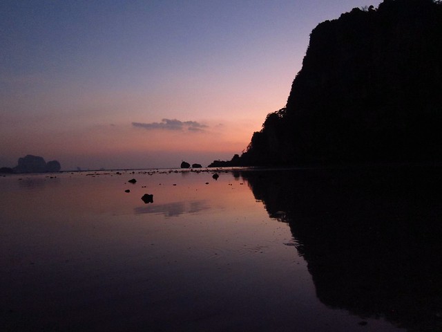 Sunset over Tonsai Bay