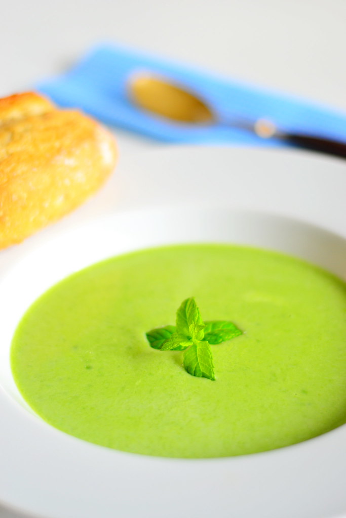 pea and mint soup 1