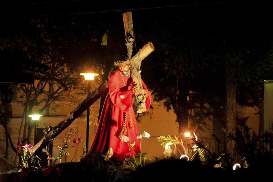 Photos: Holy Week Processions in Antigua