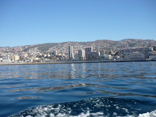 Valparaíso by sea