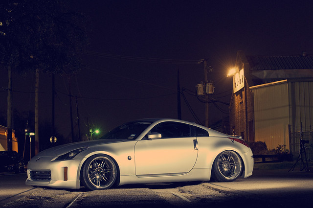 Shoot with Andee Fawn and his turbocharged and hellaflush 350z in Fort Worth