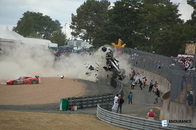 Crash d'Allan McNish aux 24 Heures du Mans 2011
