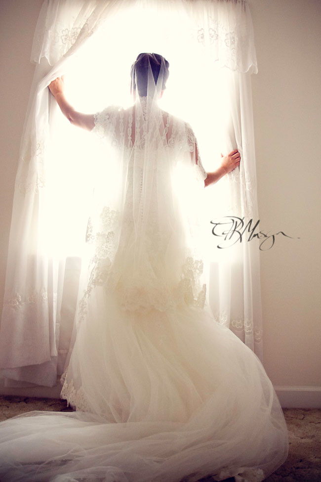 Bride_window
