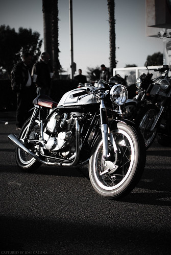 Beautiful Triton motorcycle by southcount