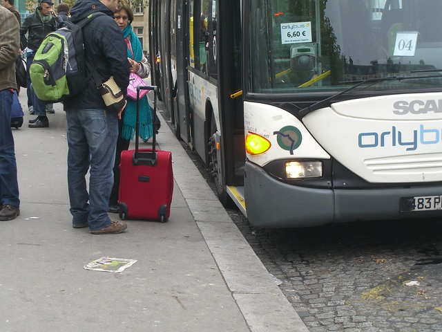 Посадка в автобус