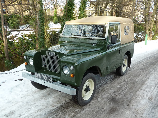 DUB 760K 1971 Land Rover Series IIA Diesel 1 owner 30000 miles from new