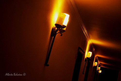 luces de hotel by alberto bolaños1