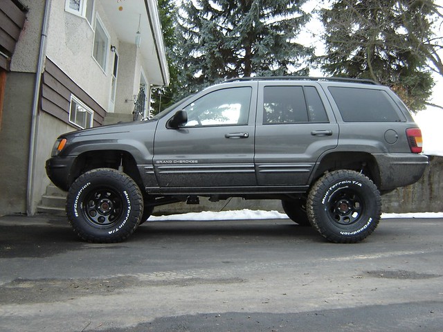WJ with IRO 6.5 inch lift and (33's) Flickr Photo Sharing!