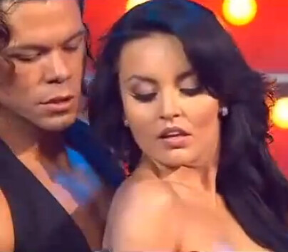 Angelique Boyer TERESA baila con Gloria Trevi en los premios TVyNovelas