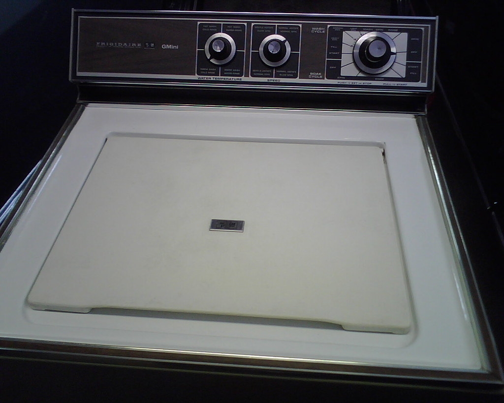 1973 Frigidaire GMini W3-224 washer