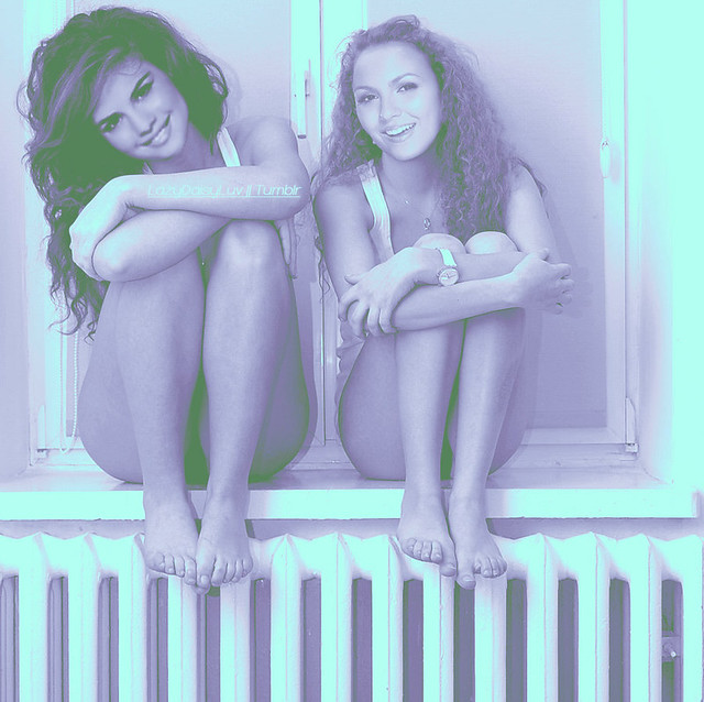 Selena Gomez Victoria Justice Manip CREDIT and comment if you want to 