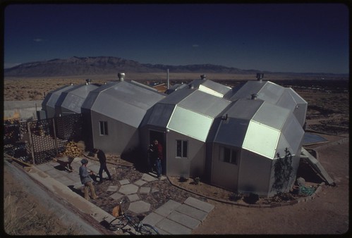 Zome house using solar heating built near Corrales, New Mexico..., 04/1974