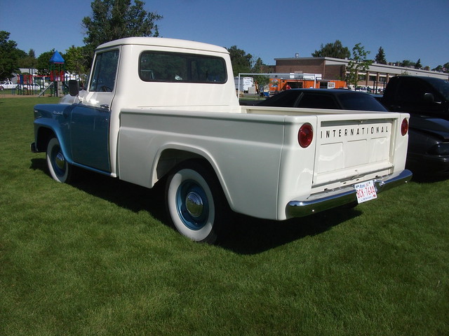 1960 International B100 truck Very nice two tone white and blue 
