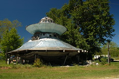 UFO Welcome Center-002
