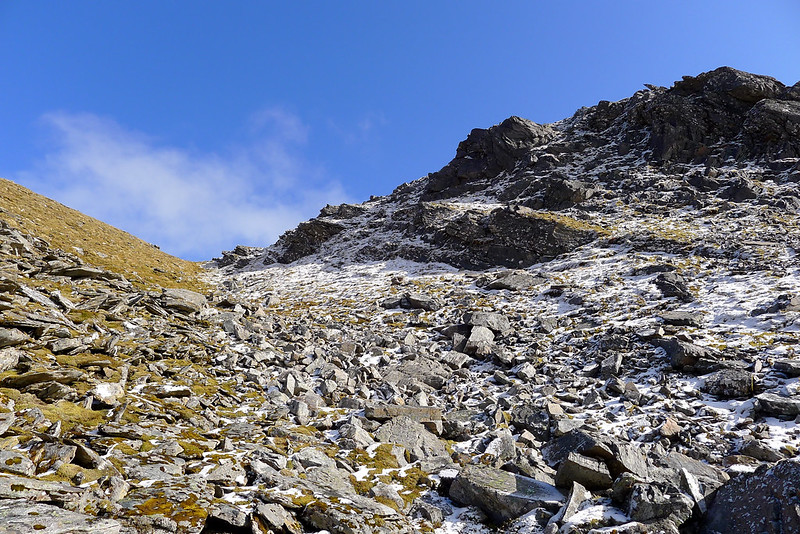 Looking up the gully to the
ridge