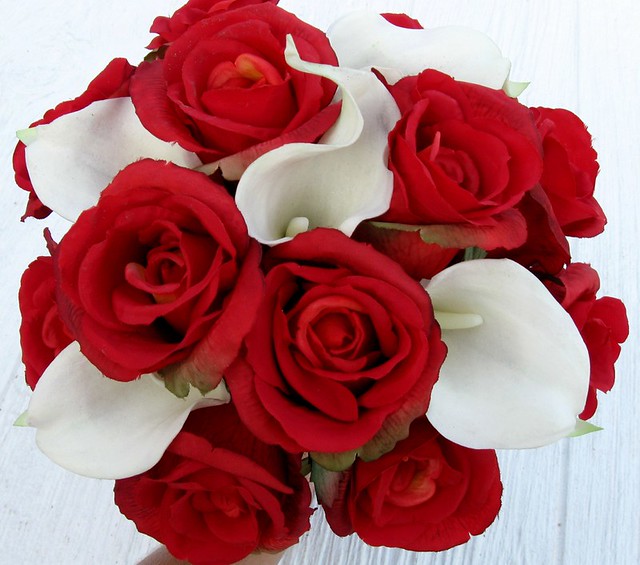 Silk bridal bouquet made with fantastic rich red roses and elegant white 