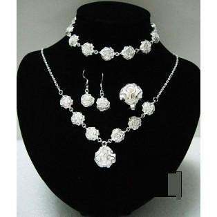 sterling silver Rose jewelry set by mahnoormalik1