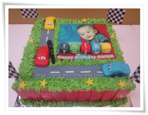 The Cars by DiFa Cakes