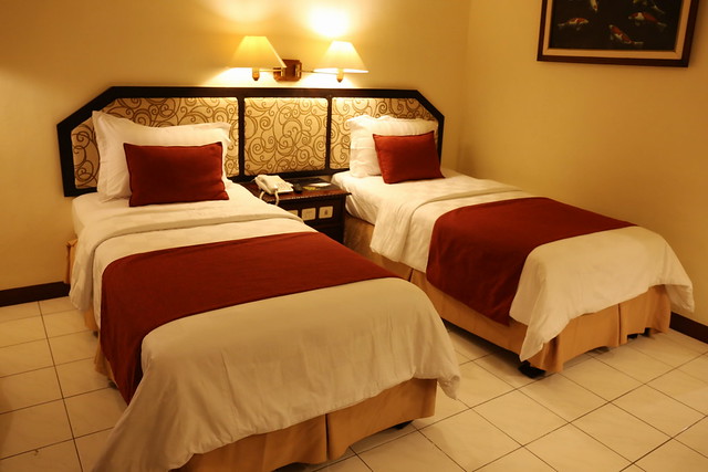 Executive twin room at Hotel Puri Asri