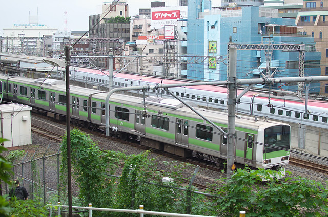 Tokyo Train Story 山手線とスーパーこまち 2013年10月6日