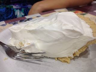 Yoder's Amish Key Lime Pie