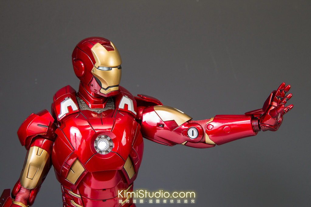 2013.06.11 Hot Toys Iron Man Mark VII-042