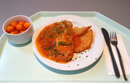 Zigeuner-Schnitzel mit Rösti & fruchtiger Paprikasoße / "Gypsy" schnitzel with roesti & fruity bell pepper sauce