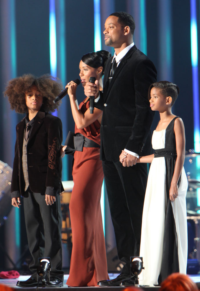 Will Smith and Jada Pinkett Smith with children