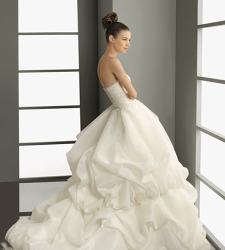 backless ball gown wedding
