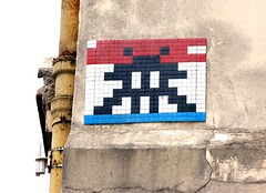 Paris - Invader (pixel art)