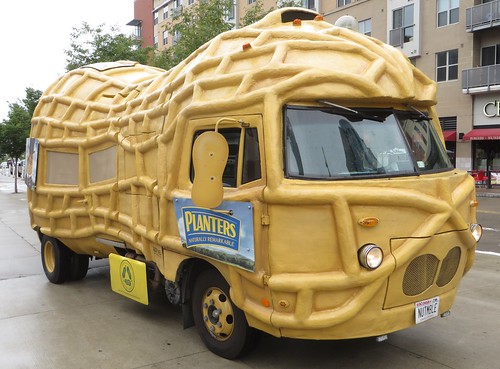 Mr. Peanut's Nutmobile
