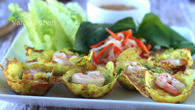 Bánh khọt -- Vietnamese savory mini pancakes