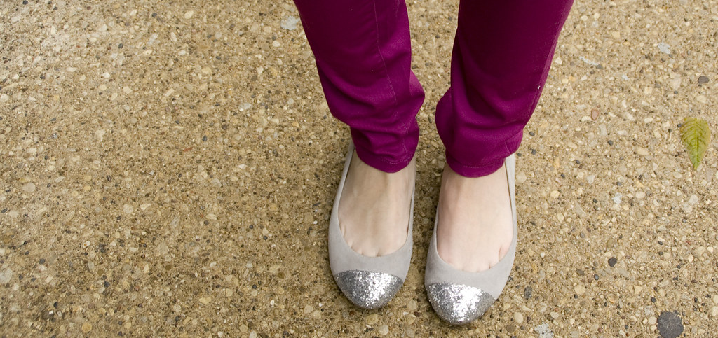 magenta jeans, sparkle shoes, skinny jeans