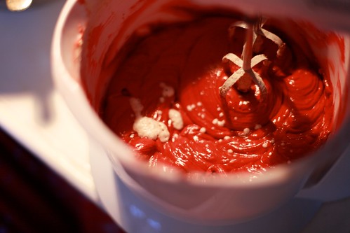 14.05.12 :: Step-By-Step Photos of My First Time Baking Red Velvet Cupcakes