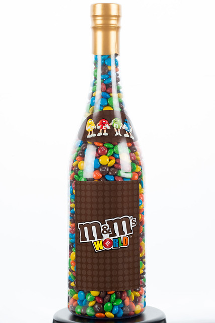 m&m's world ボトル入りチョコレート