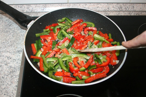 19 - Paprika mit anbraten / Braise bell pepper