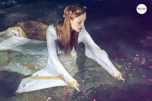 Ophelia, A murder on a river