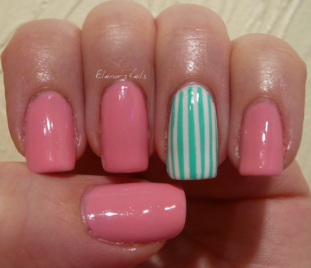 green striped nail 1