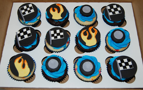5th birthday racecar themed cupcakes