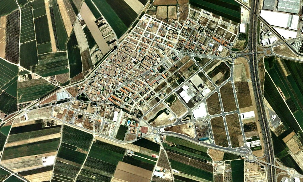 El Palau de l'Anglesola, Lleida, El Palacio de Argensola, después, urbanismo, planeamiento, urbano, desastre, urbanístico, construcción, rotondas, carretera