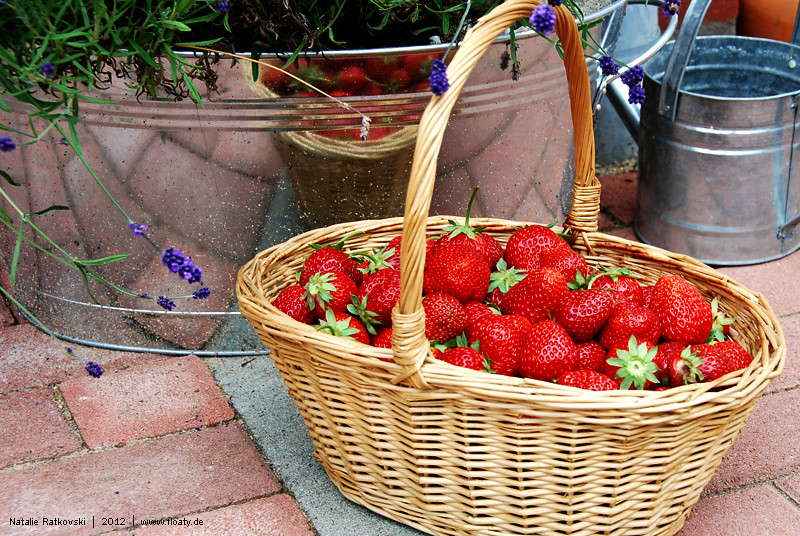 Летне-клубничное Strawberries time