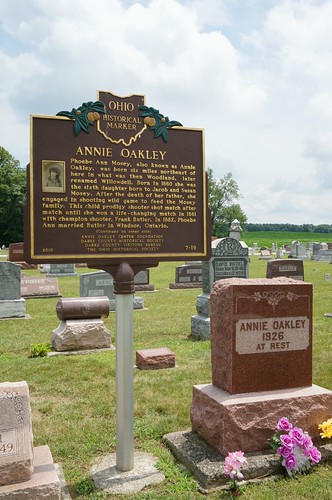 Annie Oakley & Frank Butler's Graves - Brock, Ohio