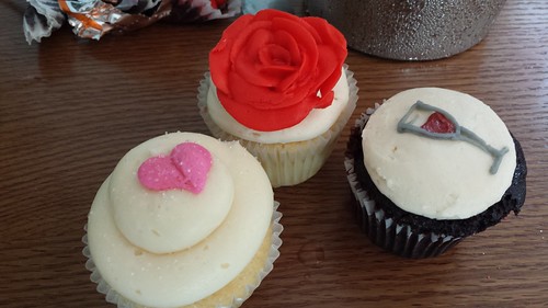Fwd: Cupcake Engagement