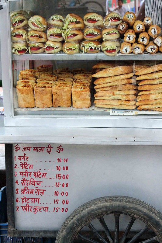 City Food – Burger Trolleys, Connaught Place