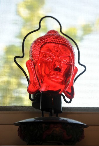 Red Buddha head, light, metal aura, South Bay Vajrayana, Cupertino, Silicon Valley, California, USA by Wonderlane
