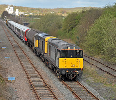 Class 20's and Tube stock delivery - 7X23 and 7X09.
