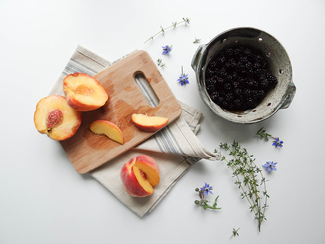 blackberry peach parfaits  
